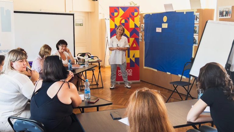 тренінги з адвокації та самопрезентації для жінок і дівчат